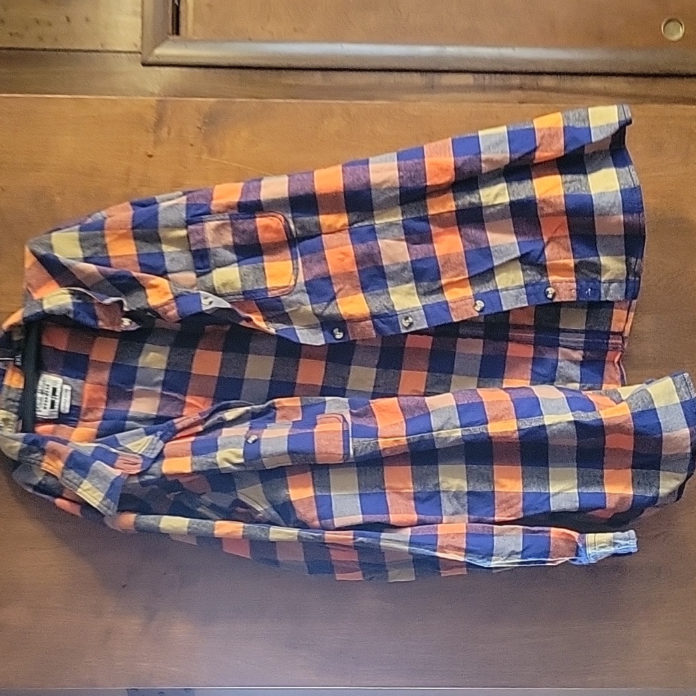 Brand new Eddie Baur men's flannel